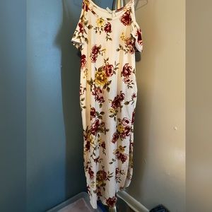 Mother Bee Maternity floral maxi dress